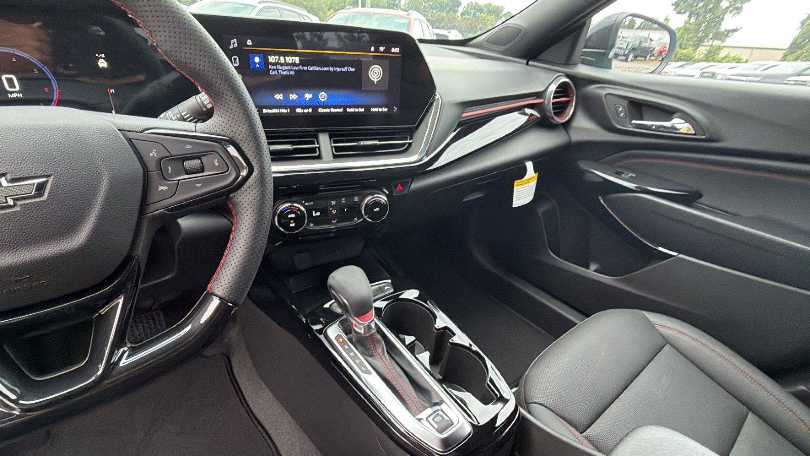 New 2026 Chevrolet Trax RS w/ Driver Confidence Package FWD image 5
