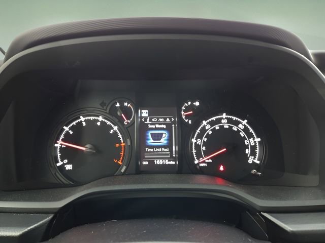 Used 2020 Toyota 4Runner SR5 image 27