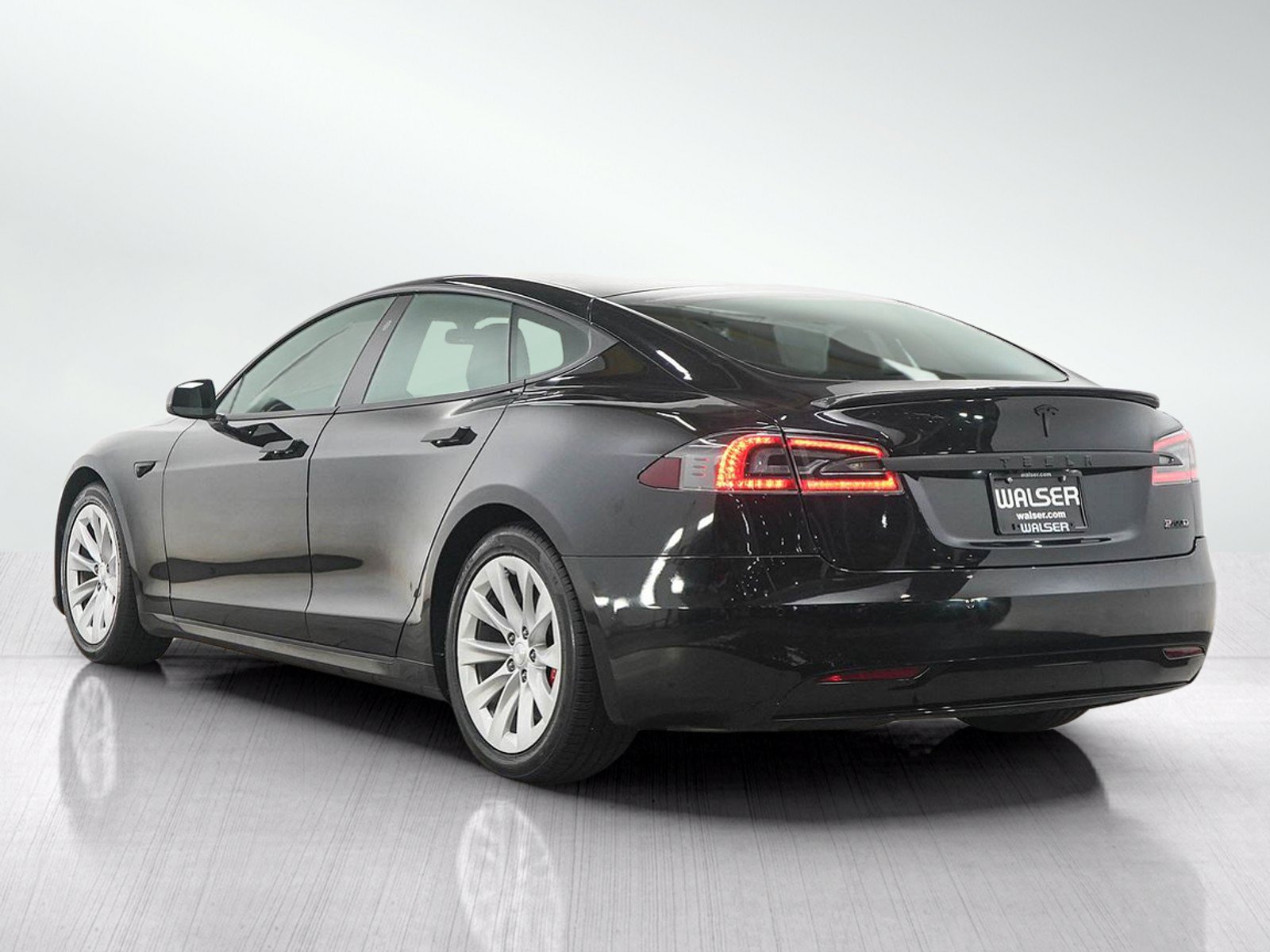 Used 2017 Tesla Model S P100D AWD/4WD image 3