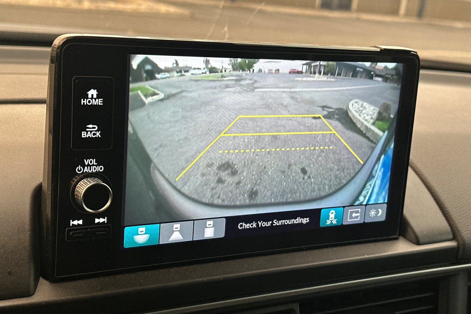 Used 2025 Honda Pilot EX-L image 18