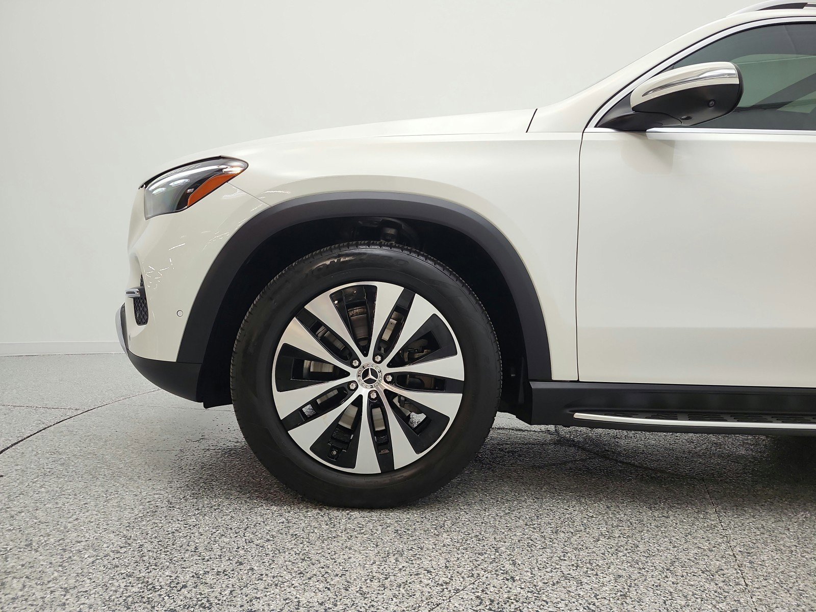 Used 2024 Mercedes-Benz GLE 350 4MATIC image 22