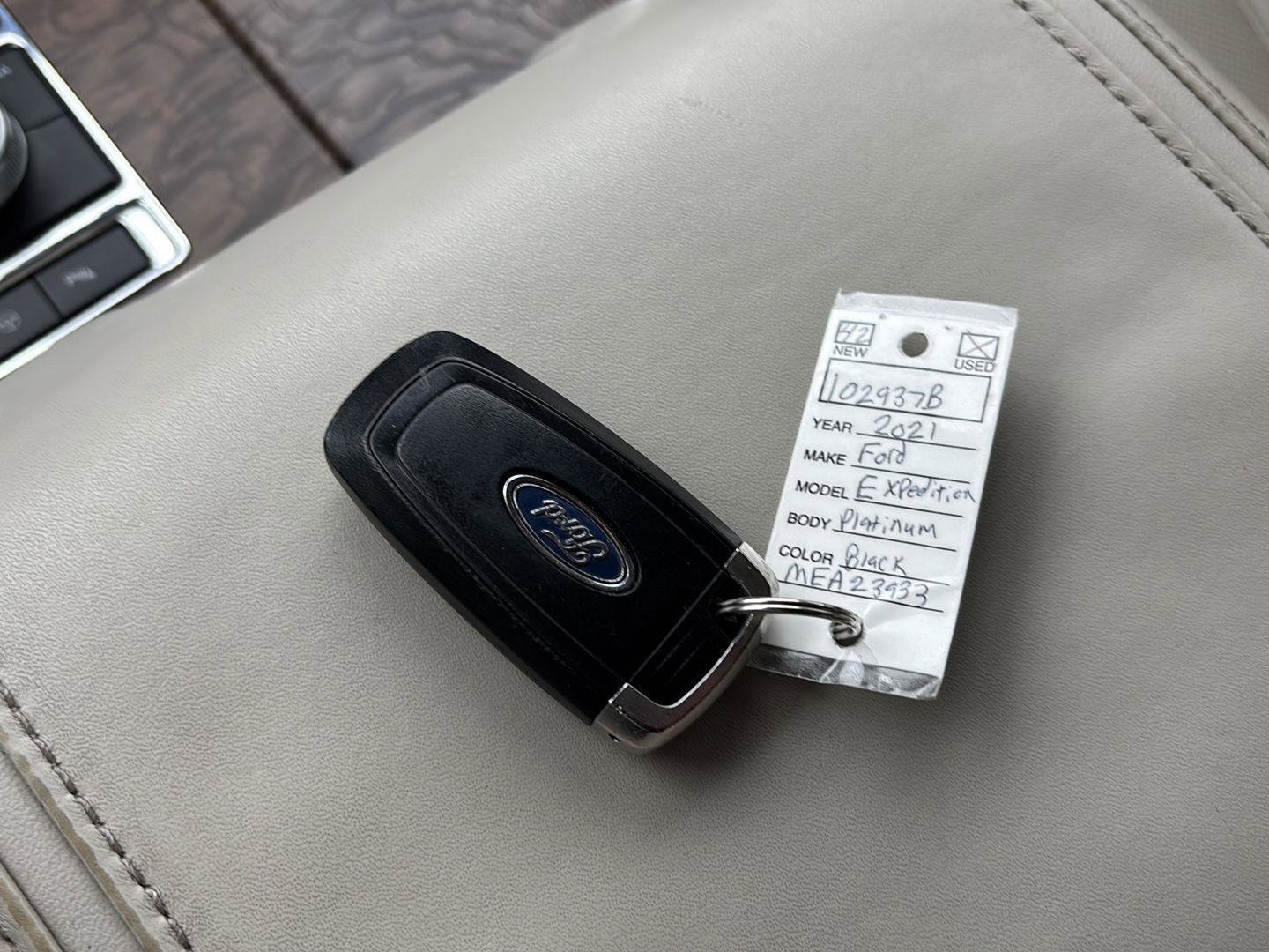 Used 2021 Ford Expedition Platinum image 36