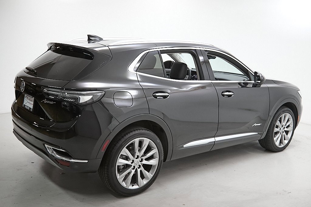 Used 2023 Buick Envision Avenir image 9