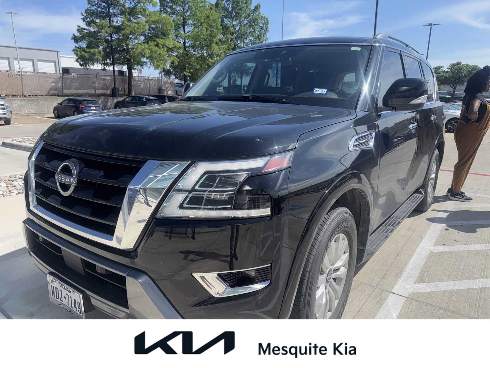 Used 2023 Nissan Armada SV w/ Cargo Package RWD image 1