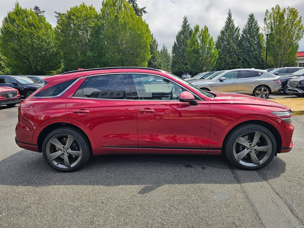 Used 2025 Genesis GV70 3.5T Sport w/ Sport Advanced Package AWD/4WD image 4