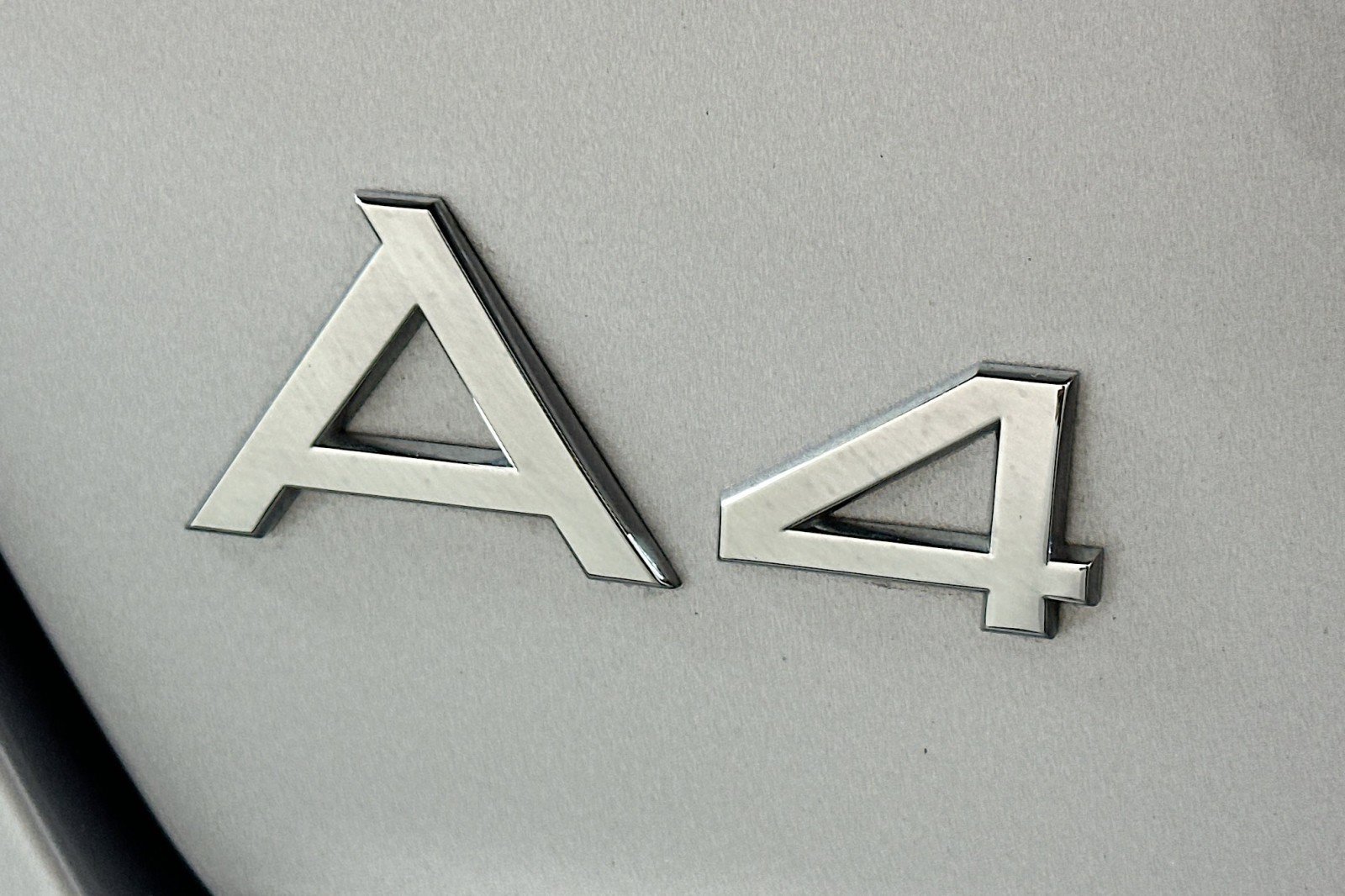 Used 2023 Audi A4 2.0T Premium w/ Convenience Package AWD/4WD image 10