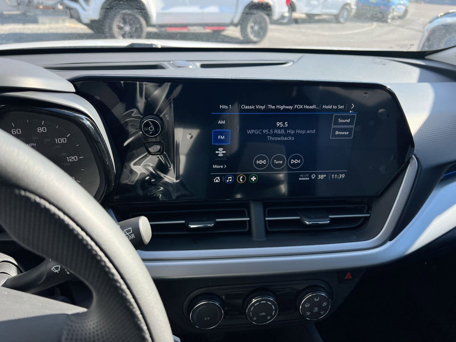 New 2026 Chevrolet Trax LS w/ Driver Confidence Package image 11