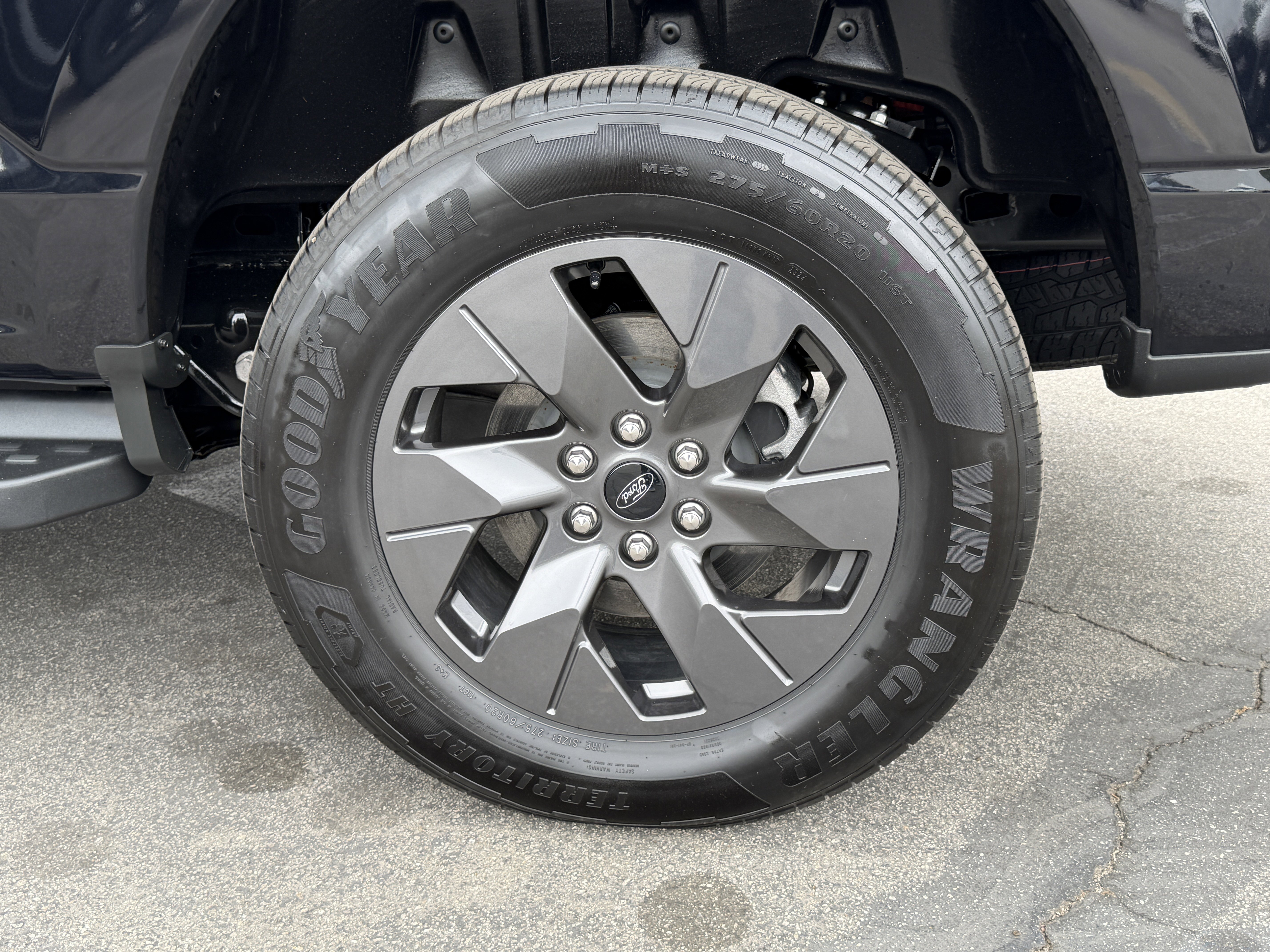 Certified 2024 Ford F150 Lightning Flash AWD/4WD image 11