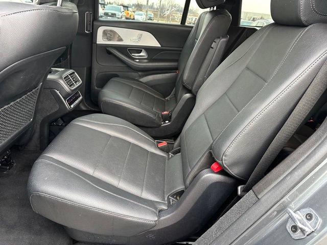Used 2022 Mercedes-Benz GLS 450 4MATIC w/ AMG Line Exterior image 15