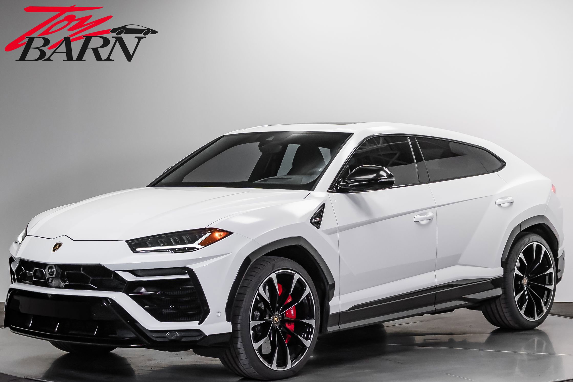 Used 2022 Lamborghini Urus AWD/4WD image 1