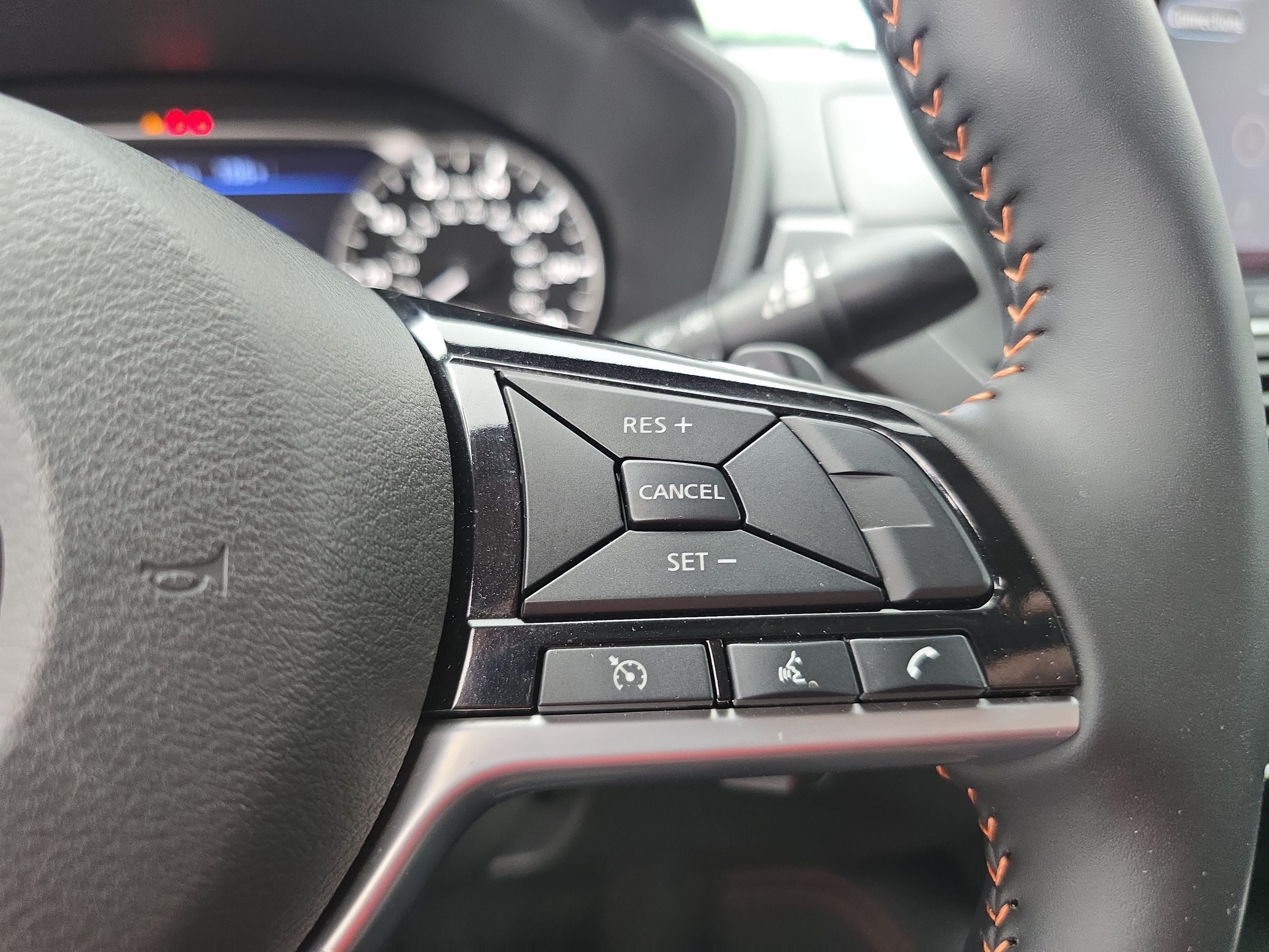 Certified 2025 Nissan Altima 2.5 SR FWD image 17