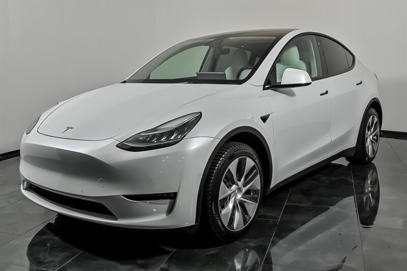 Used 2021 Tesla Model Y Long Range AWD/4WD image 5
