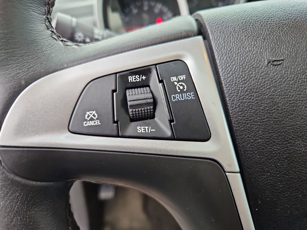 Used 2017 Chevrolet Equinox Premier w/ Enhanced Convenience Package FWD image 11