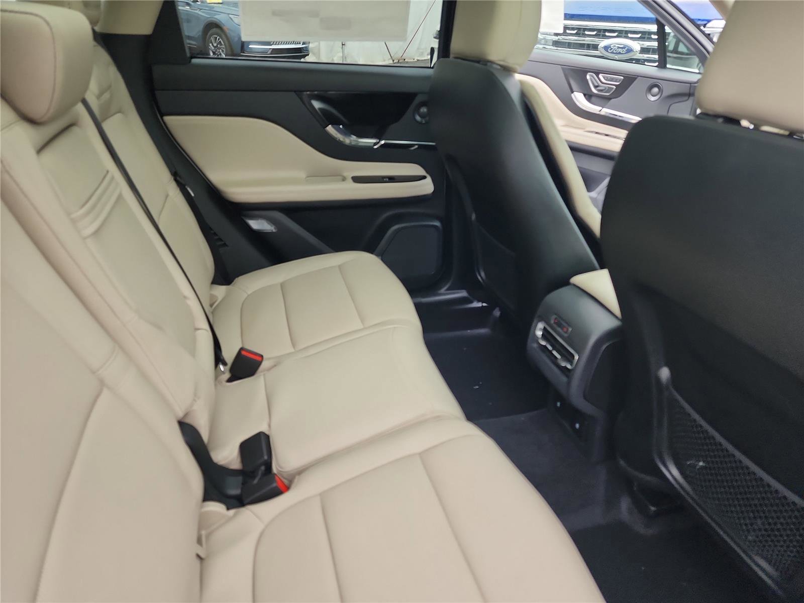 New 2026 Lincoln Corsair Reserve image 22