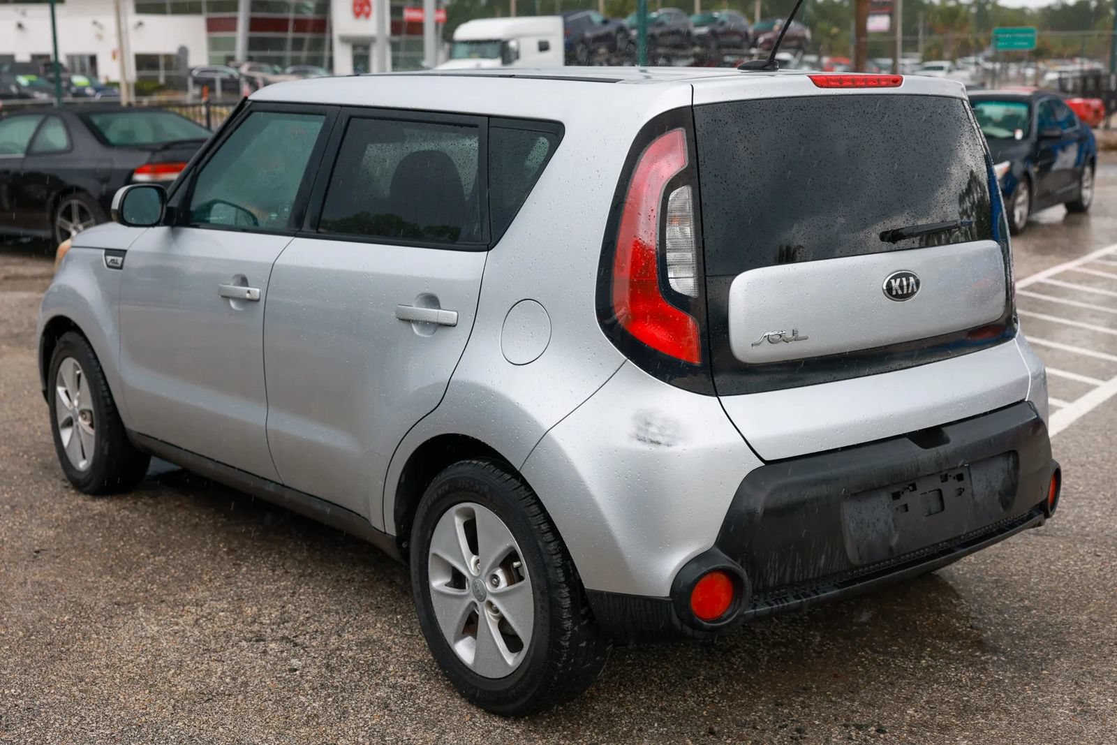 Used 2015 Kia Soul FWD image 4