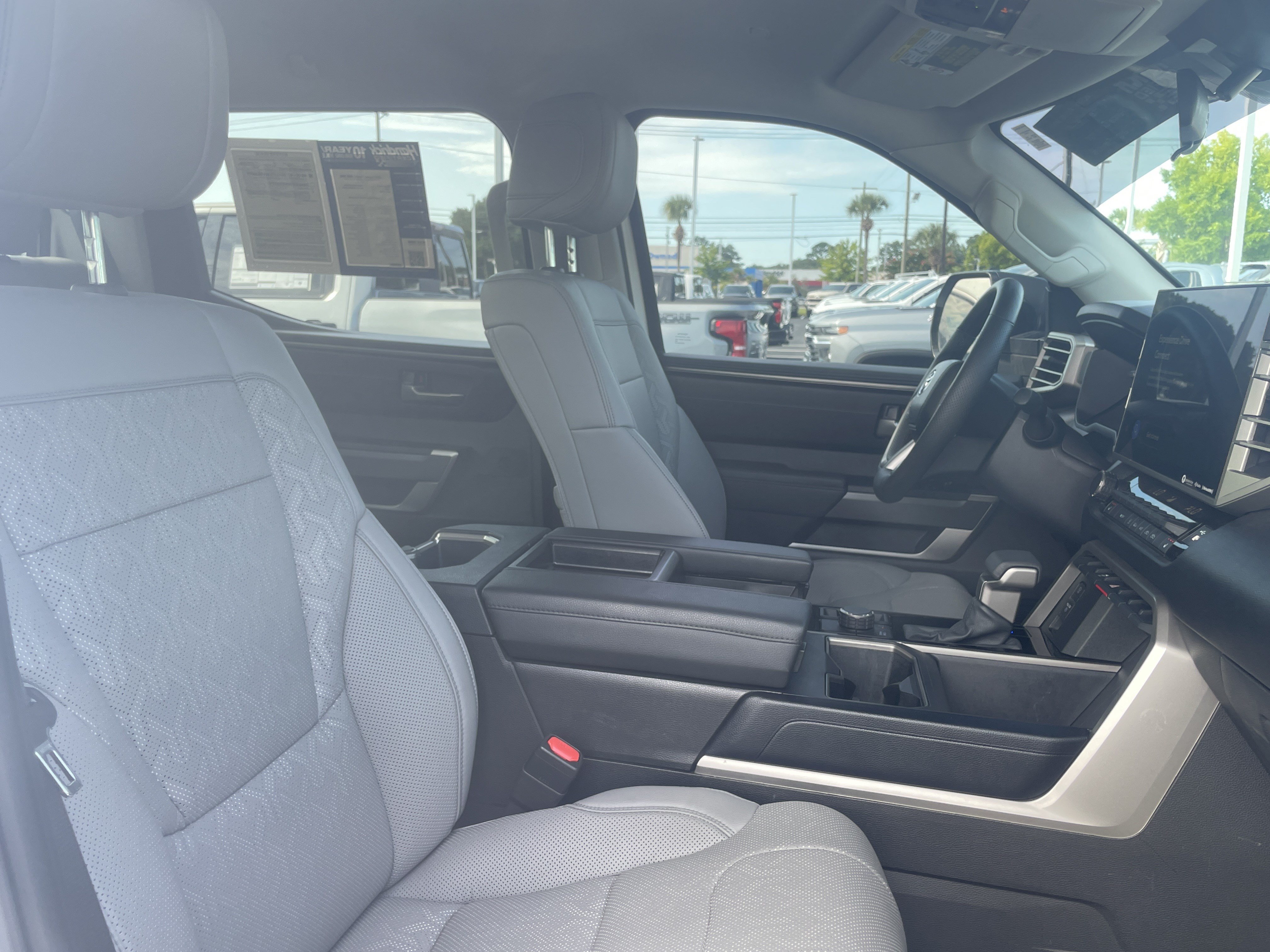 Used 2024 Toyota Tundra SR5 w/ SR5 Premium Package AWD/4WD image 32