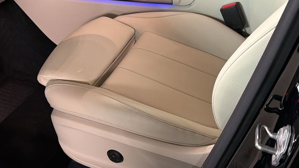 Used 2021 Mercedes-Benz GLB 250 4MATIC image 20