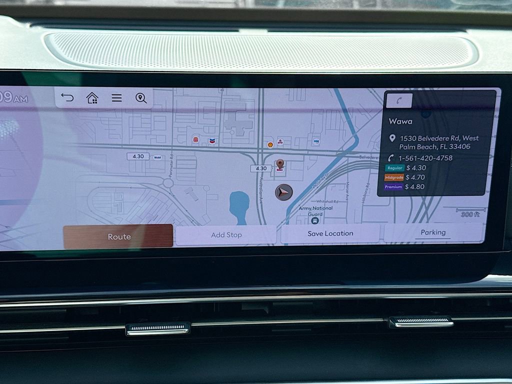 Used 2025 Genesis GV80 2.5T Standard image 14