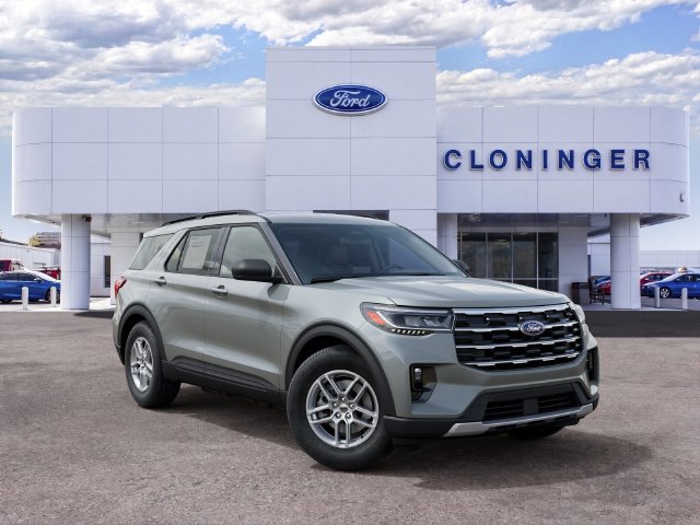 New 2027 Ford Explorer Active w/ Active Comfort Package RWD image 4