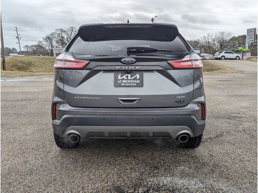 Used 2022 Ford Edge Titanium image 4