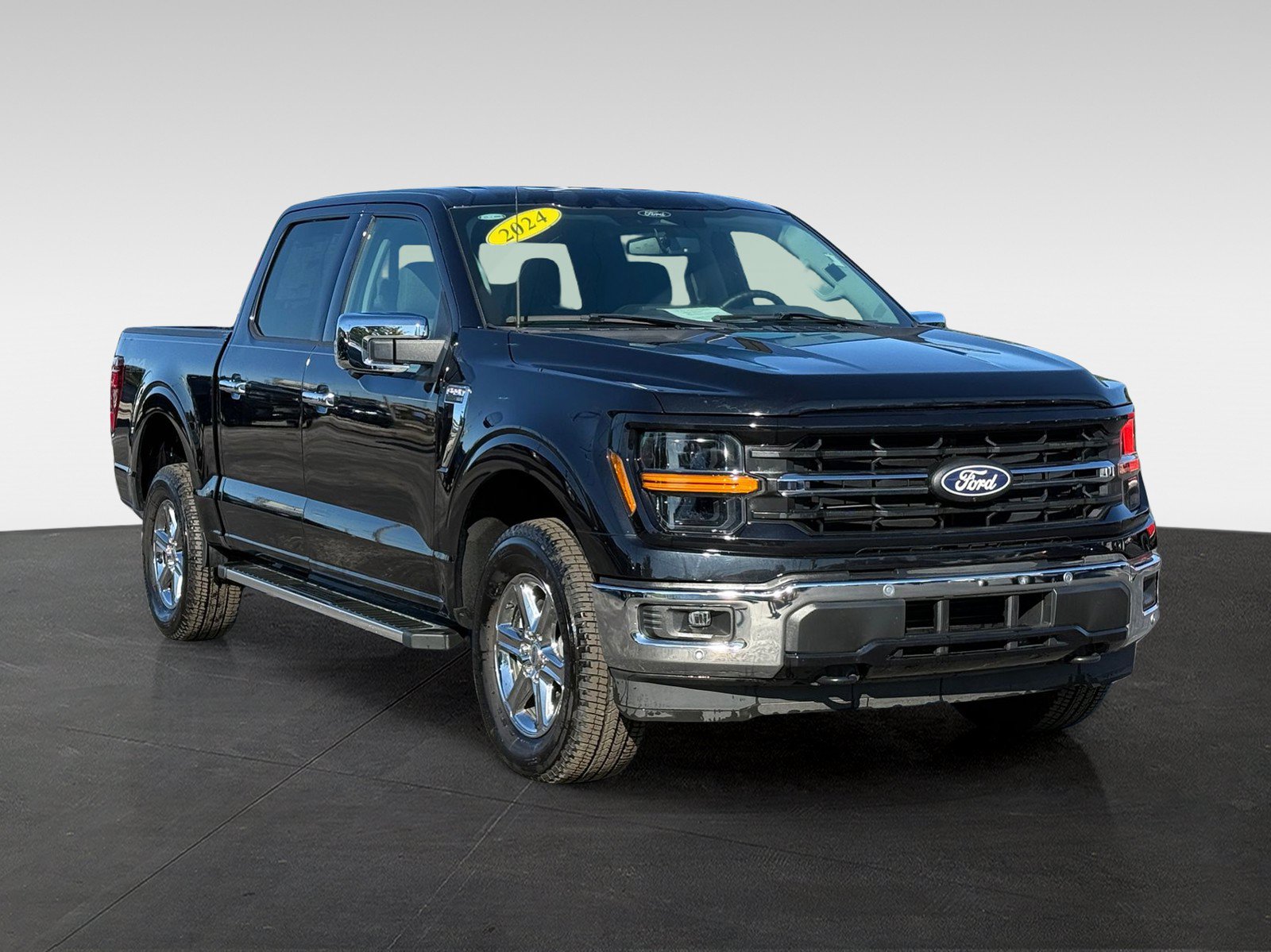Used 2024 Ford F150 XLT w/ Equipment Group 302A MID AWD/4WD image 3