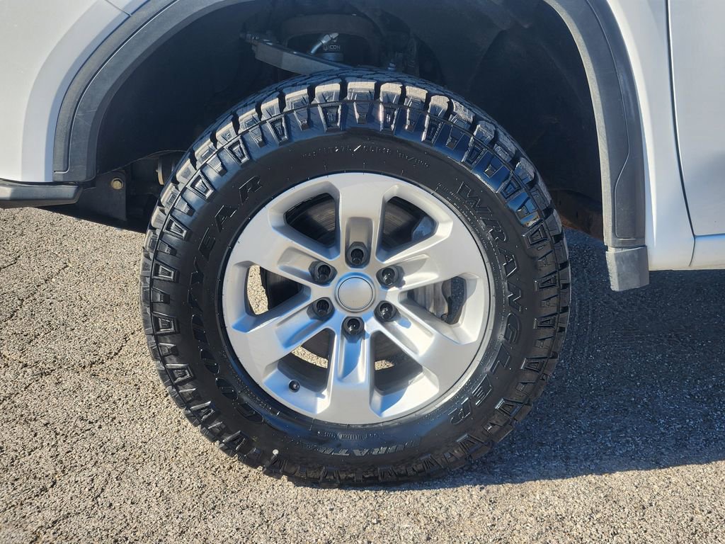 Used 2020 GMC Sierra 1500 AT4 w/ AT4 Premium Package image 12