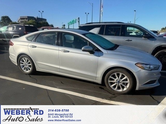 Used 2017 Ford Fusion SE