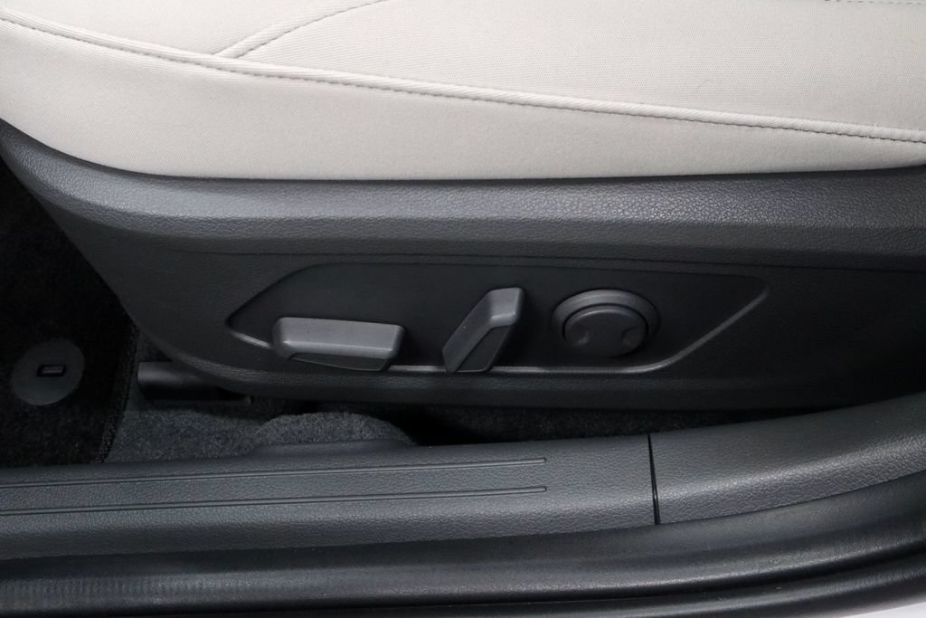 Used 2025 Hyundai Sonata SEL FWD image 24