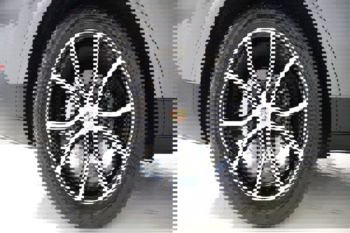 Used 2024 Porsche Cayenne image 91