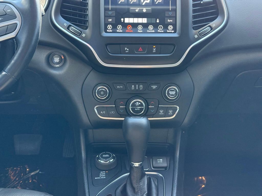 Used 2021 Jeep Cherokee Latitude Lux w/ Sun & Sound Group image 21