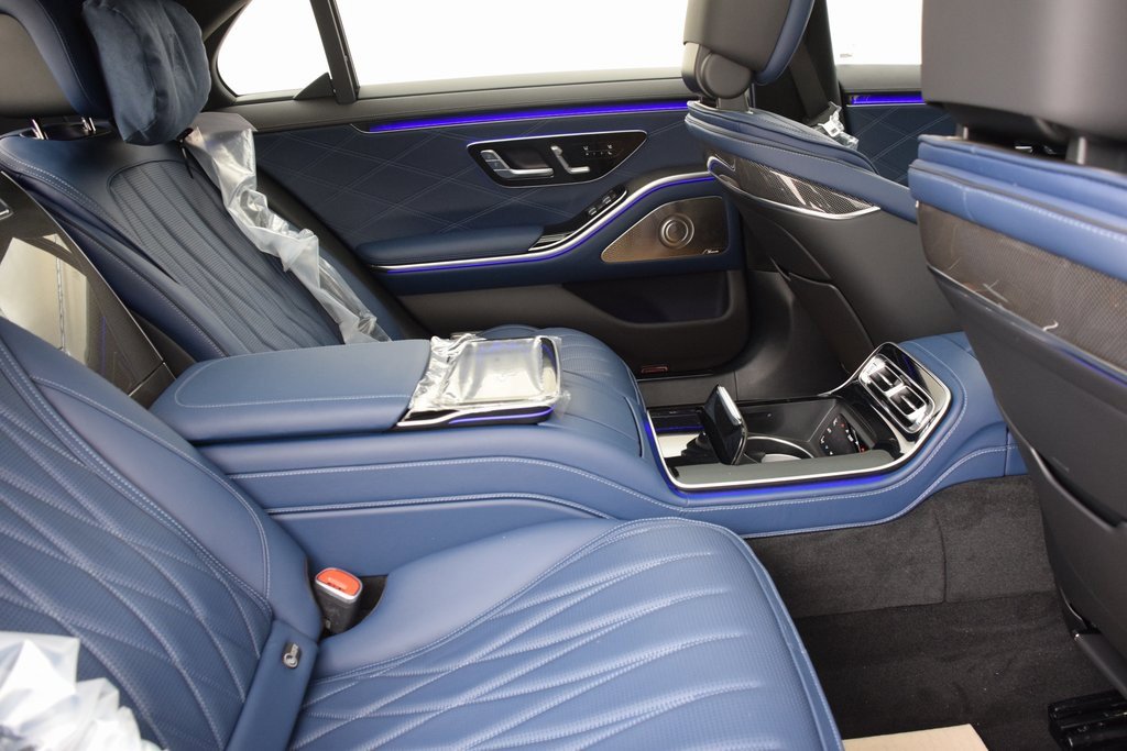 New 2026 Mercedes-Benz S 63 AMG S image 17