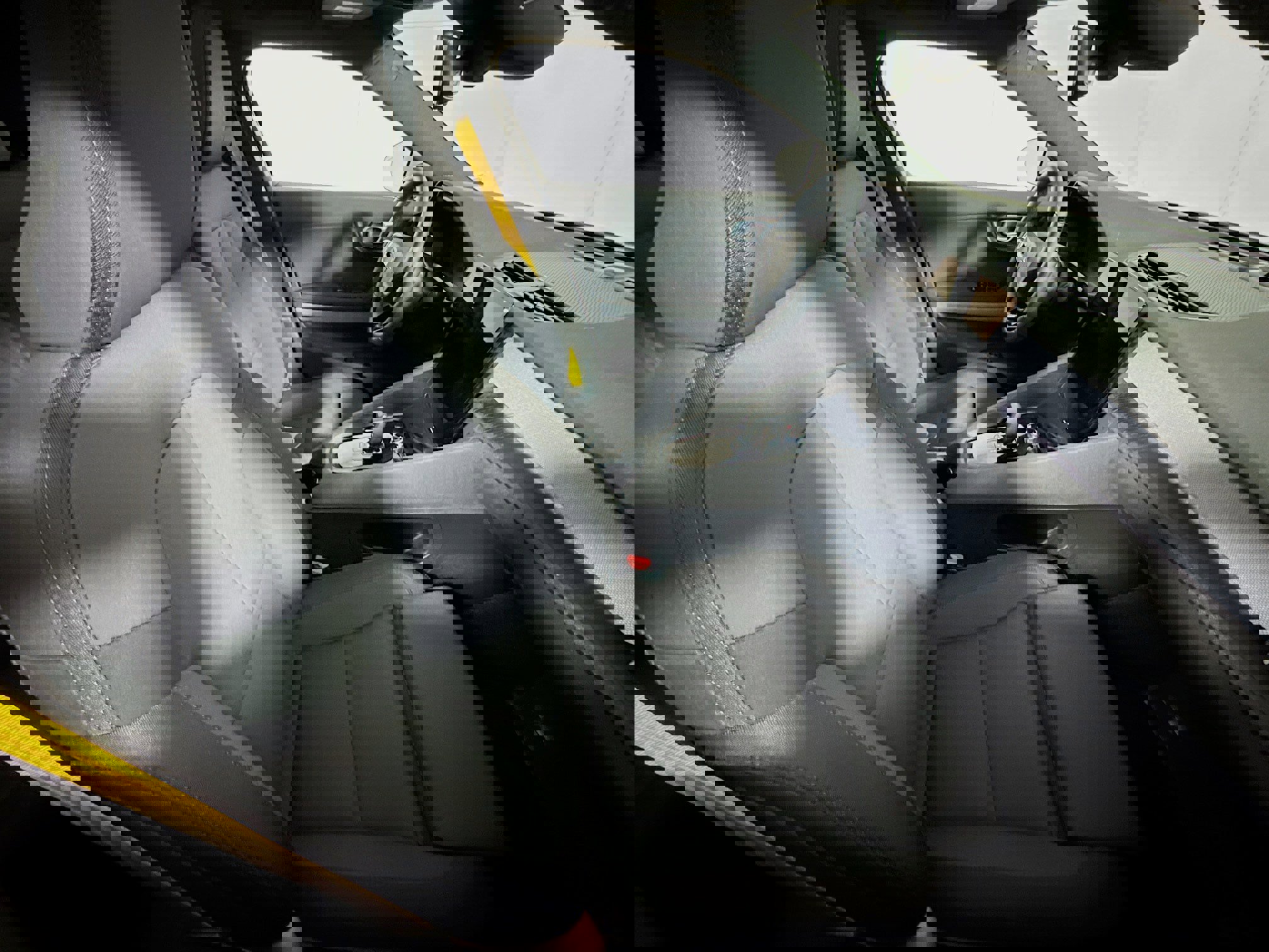 Used 2023 Polestar Polestar 2 w/ Pilot Pack image 27