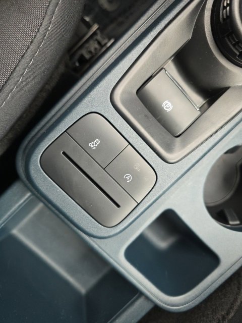 Certified 2025 Ford Maverick XL w/ Equipment Group 102A image 17