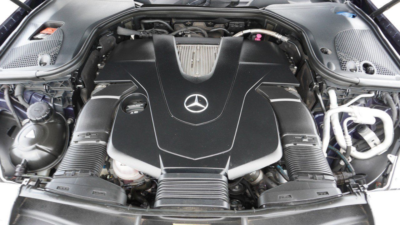 Used 2018 Mercedes-Benz E 400 4MATIC Cabriolet image 33