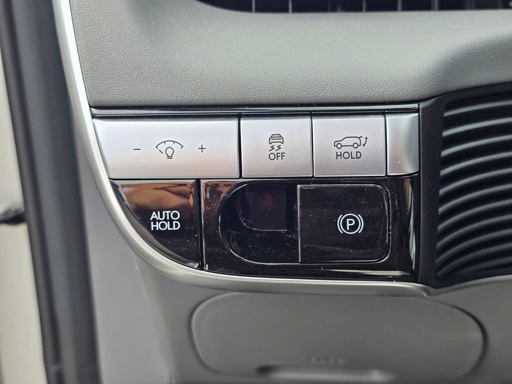 Used 2024 Hyundai Ioniq 5 Limited AWD/4WD image 33