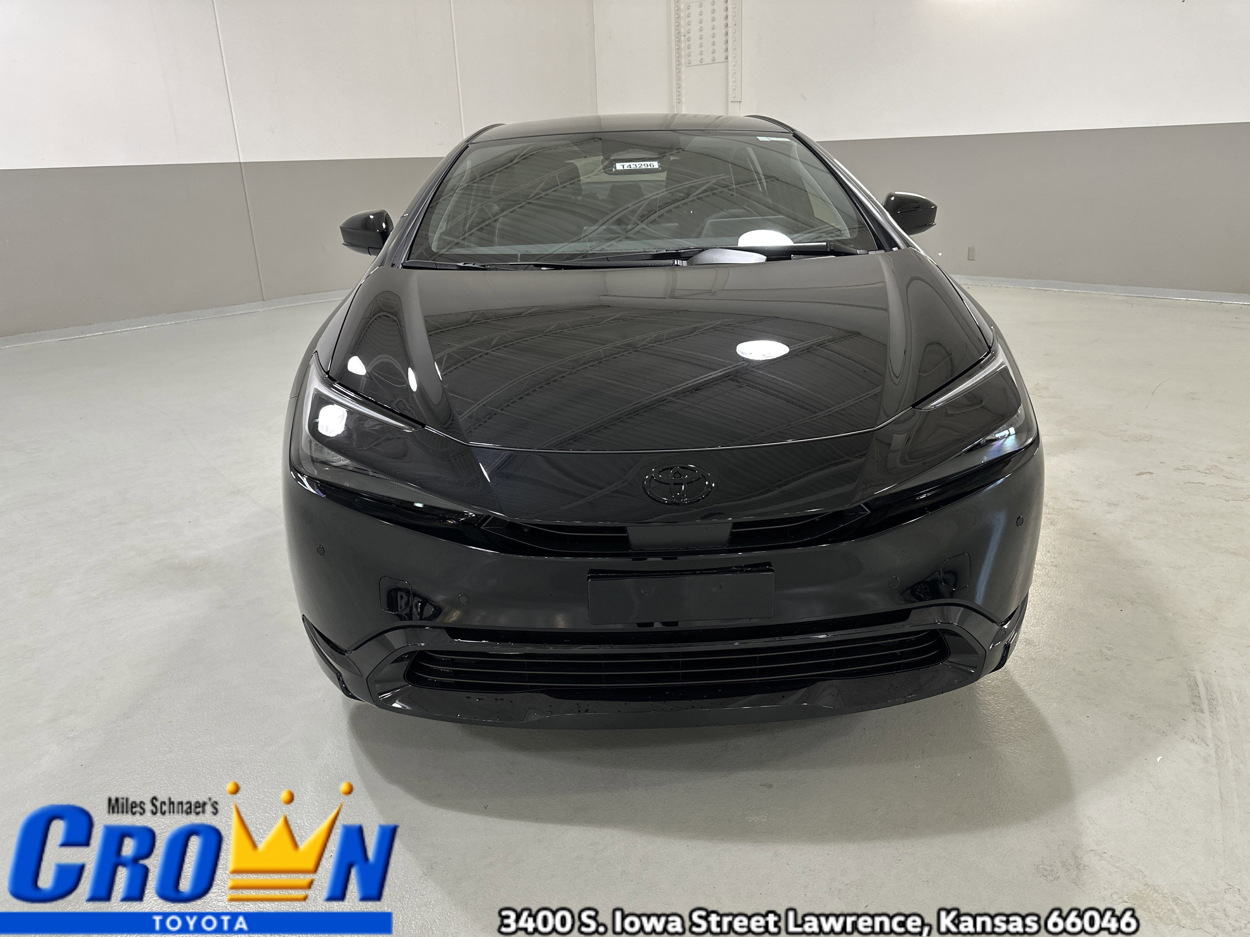 New 2026 Toyota Prius AWD image 2