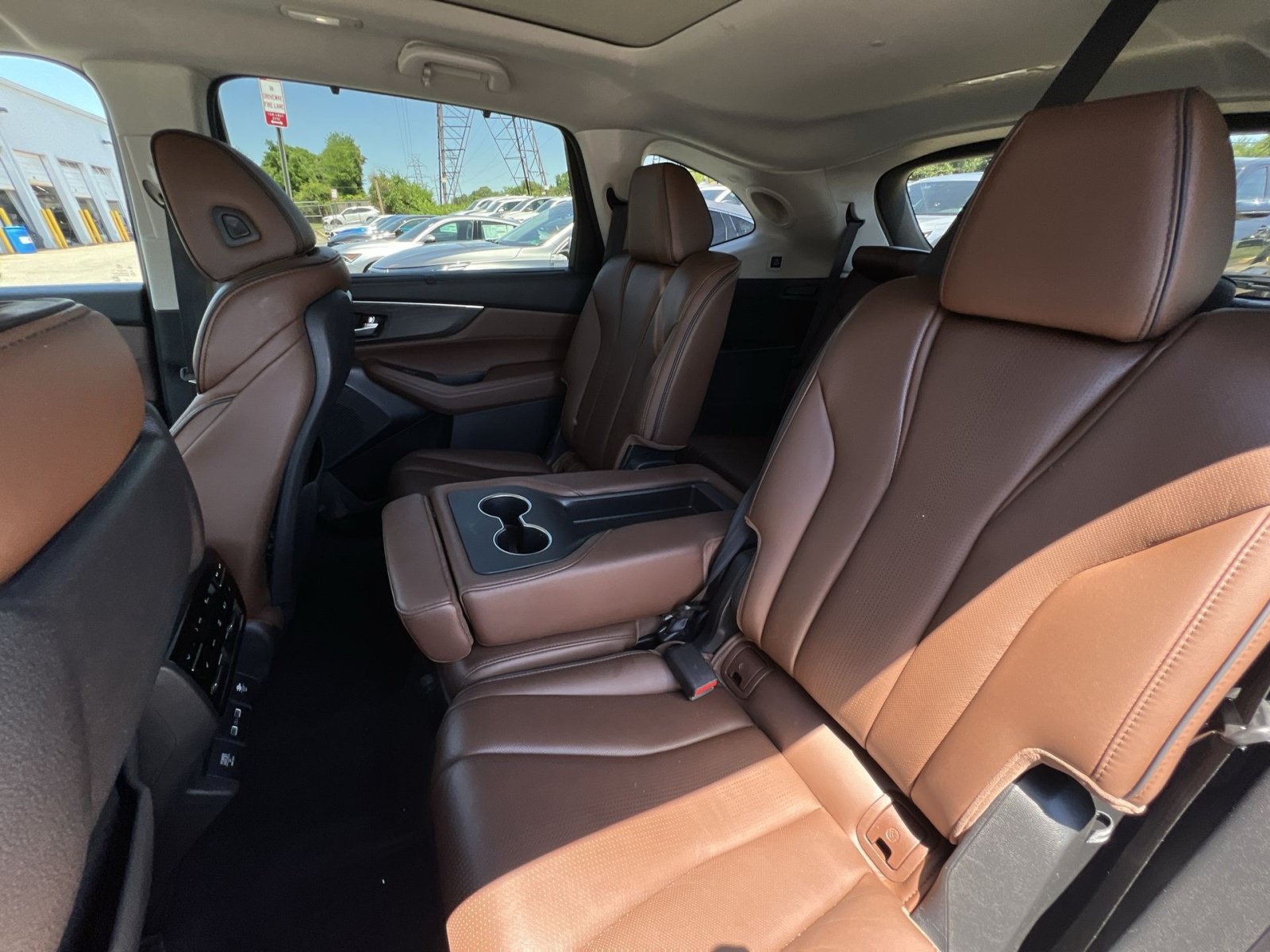 Certified 2023 Acura MDX SH-AWD w/ Advance Package image 5
