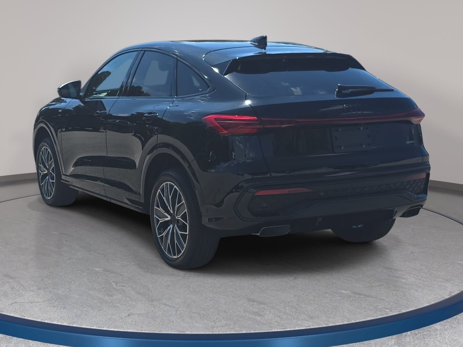 New 2026 Audi Q5 Premium Plus AWD/4WD image 6