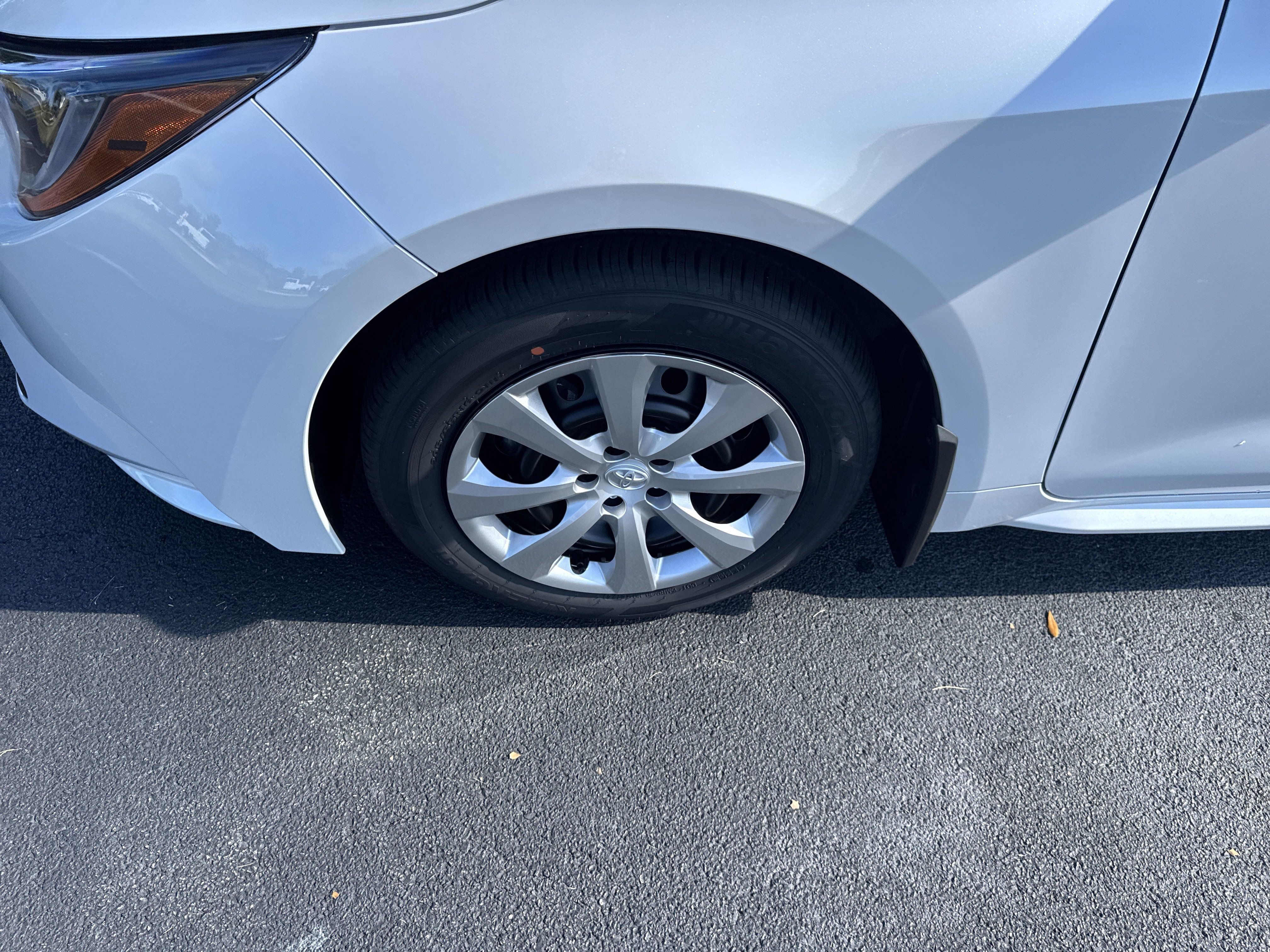 New 2025 Toyota Corolla LE FWD image 9