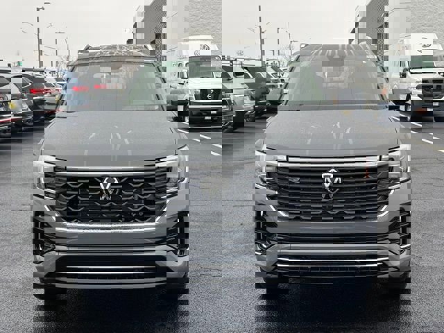 New 2026 Volkswagen Atlas SEL Premium R-Line image 2