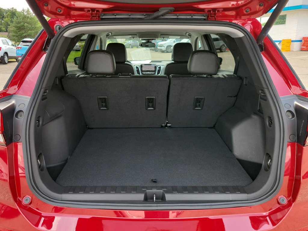 Used 2024 Chevrolet Equinox Premier AWD/4WD image 38