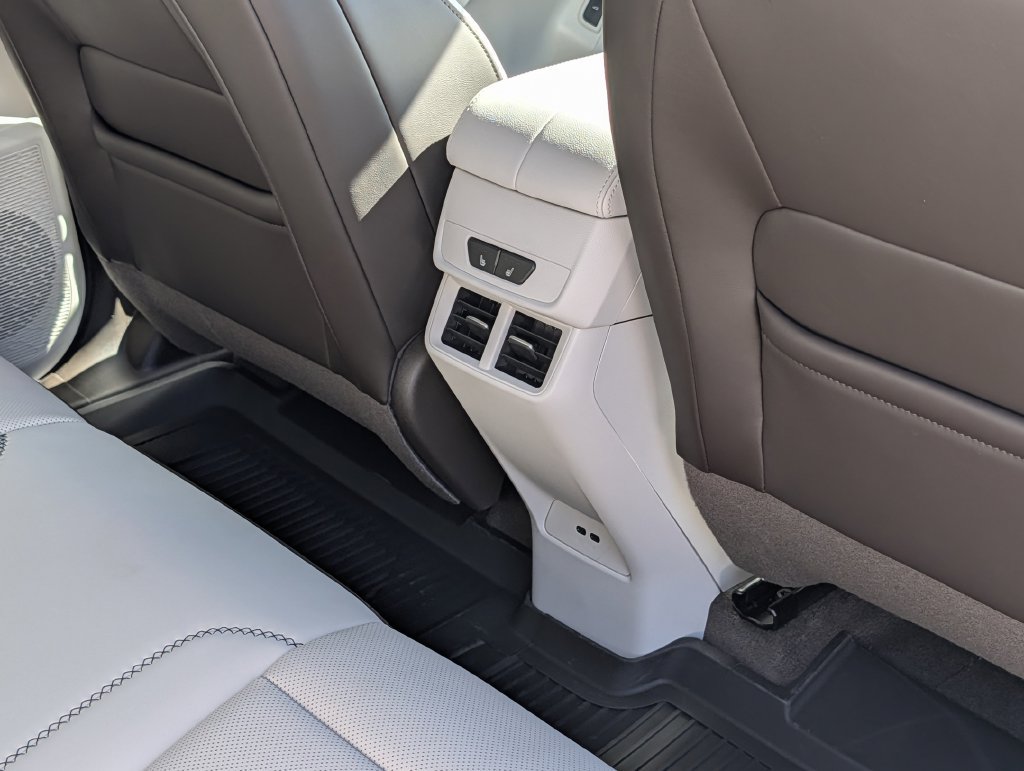 New 2027 GMC Terrain Denali w/ LPO, Floor Liner Package AWD/4WD image 32
