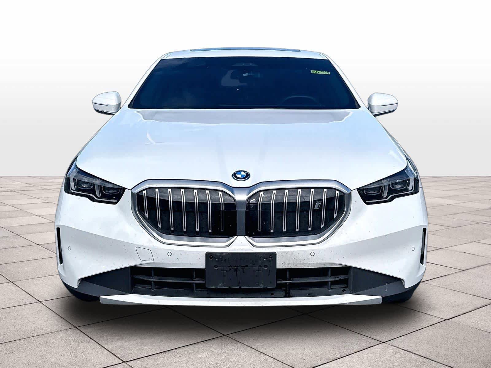 Used 2024 BMW i5 eDrive40i w/ M Sport Package RWD image 2