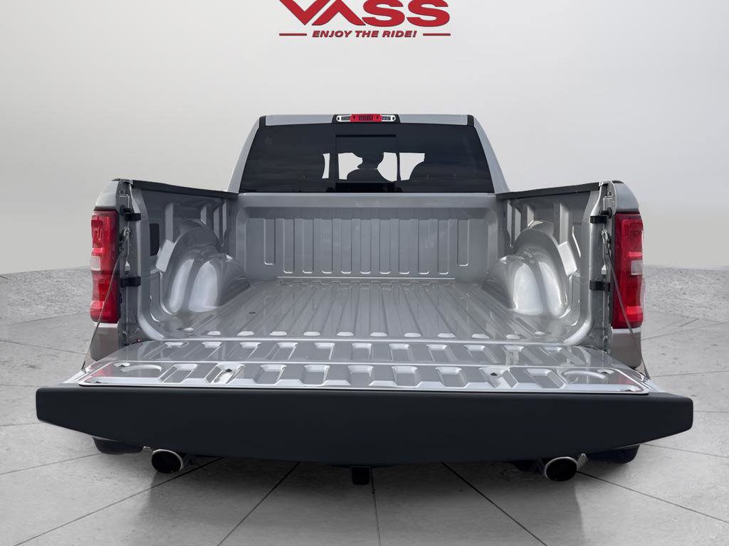 New 2026 RAM 1500 Big Horn AWD/4WD image 8