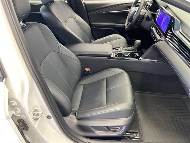 Certified 2025 Toyota Camry XSE image 32