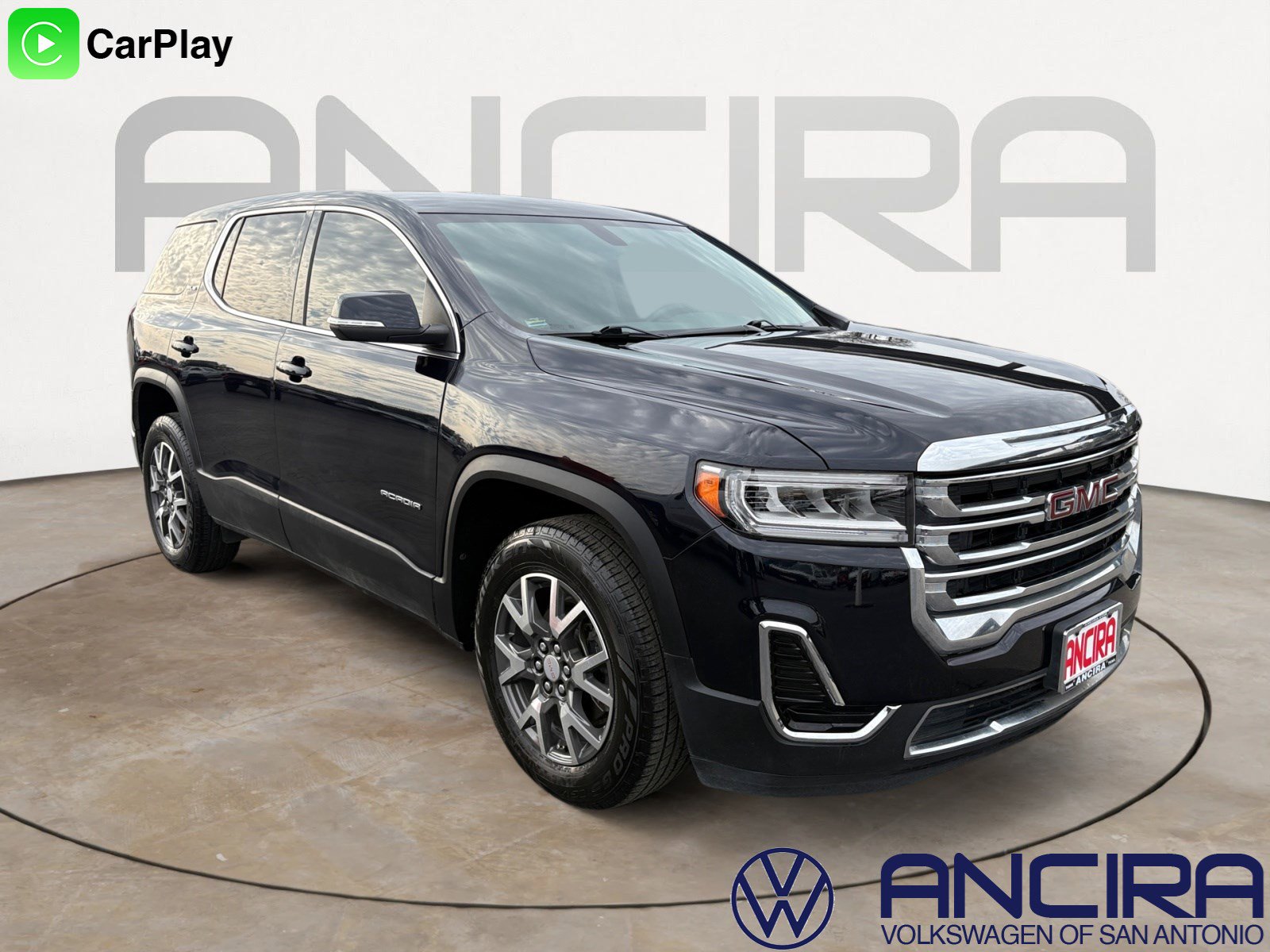 Used 2021 GMC Acadia SLE image 1