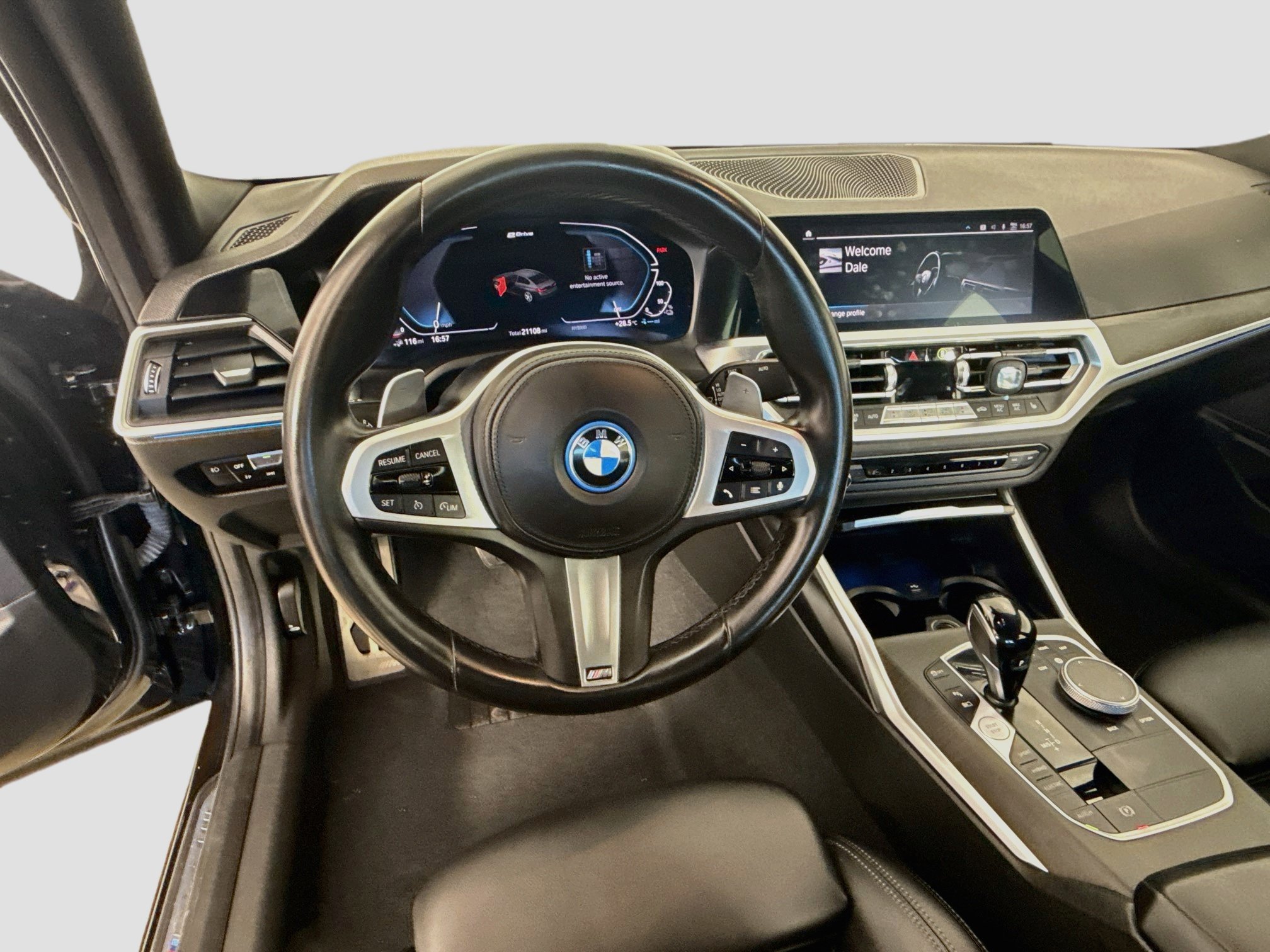 Used 2022 BMW 330e w/ M Sport Package RWD image 13
