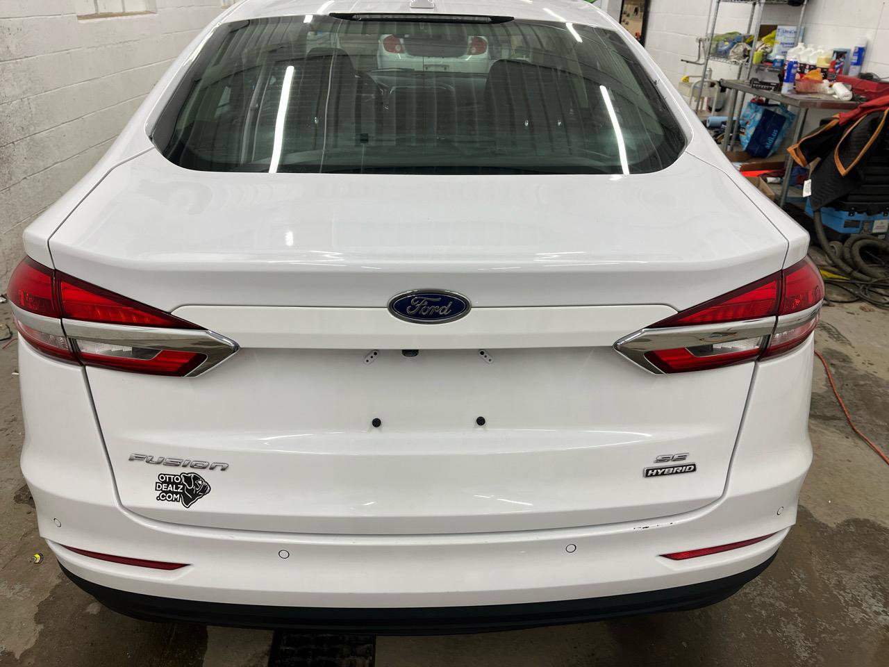 Used 2020 Ford Fusion SE image 4