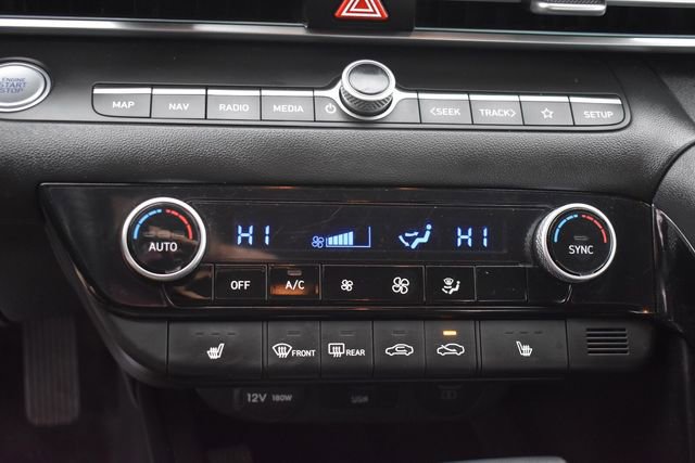 Used 2025 Hyundai Elantra SEL image 25