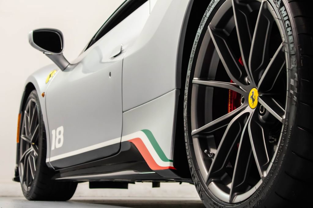 Used 2020 Ferrari 488 Pista Base image 24